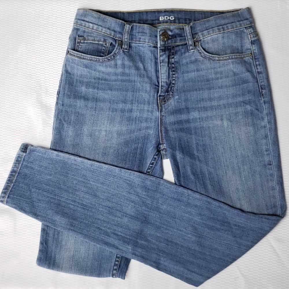 BDG High Rise Cigarette Ankle sz28!